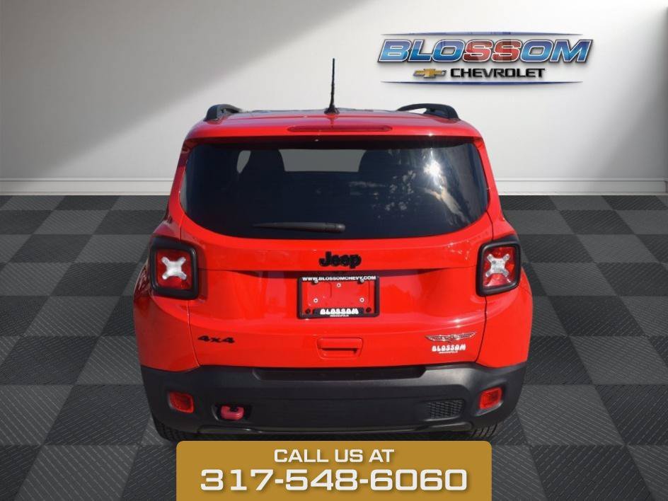 2023 Jeep Renegade Trailhawk - Photo 6