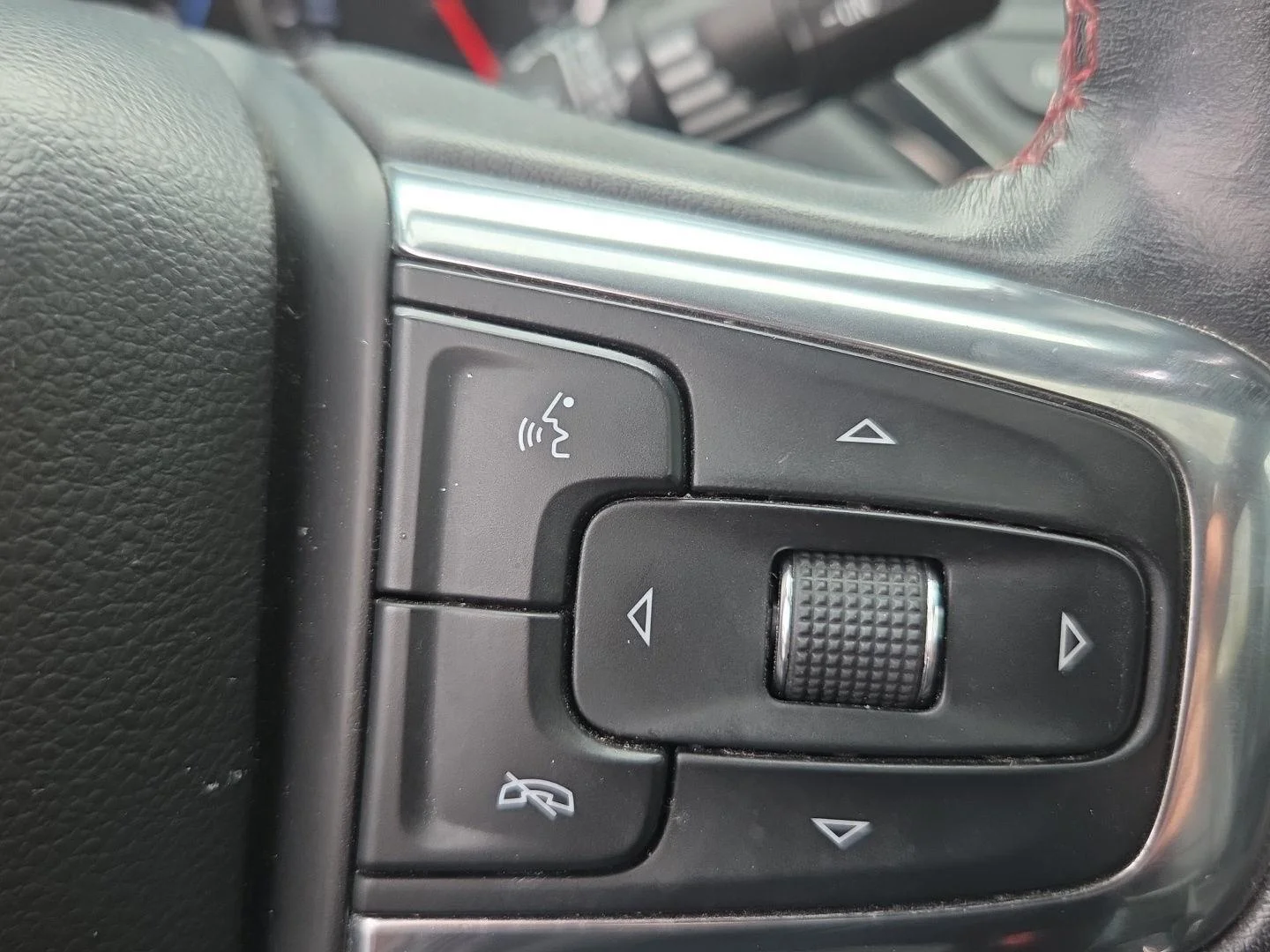 Used 2021 Black Chevrolet RS image 9