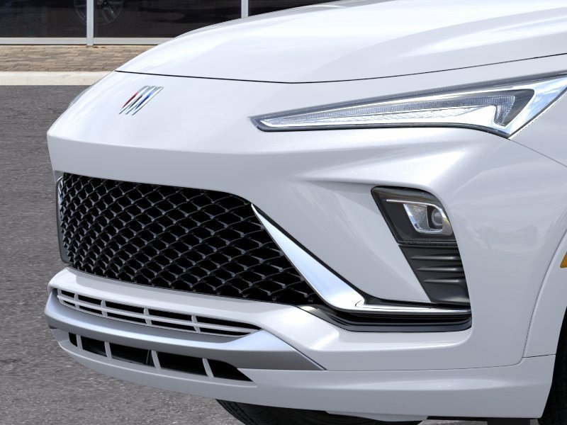New 2026 White Frost Tricoat Buick Avenir image 13