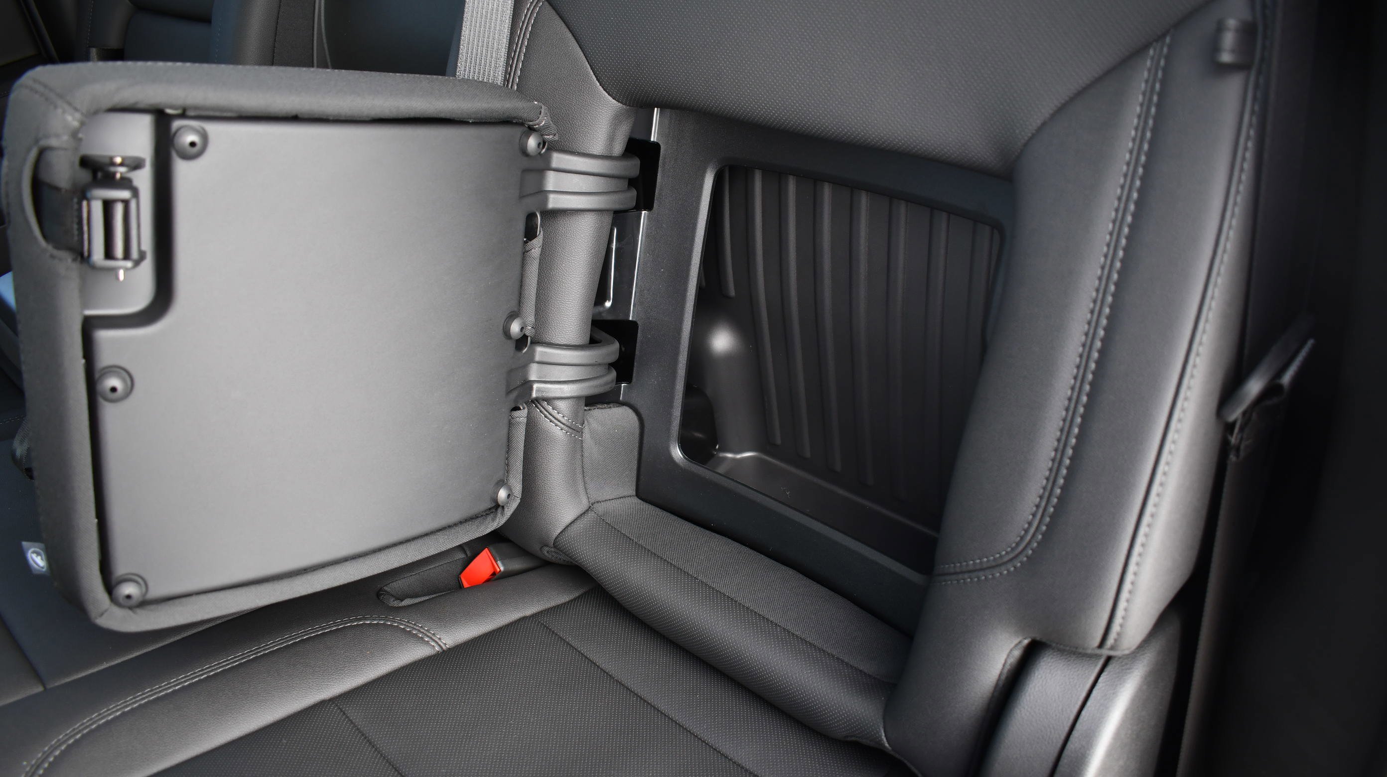2026 GMC Sierra 1500 SLT - Photo 29