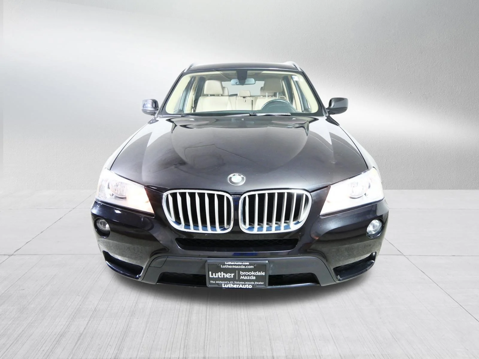 Used 2013 Black Sapphire Metallic BMW xDrive28i image 2