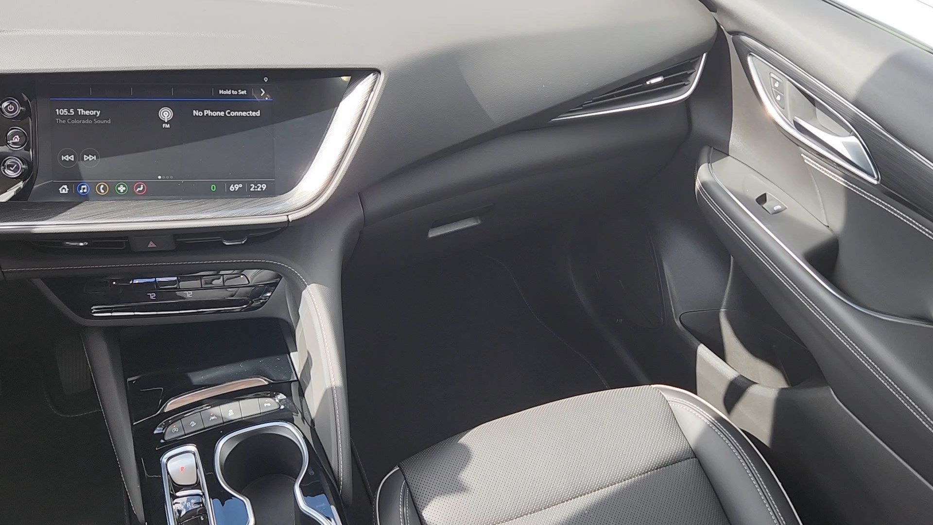 2022 Buick Envision Essence - Photo 6