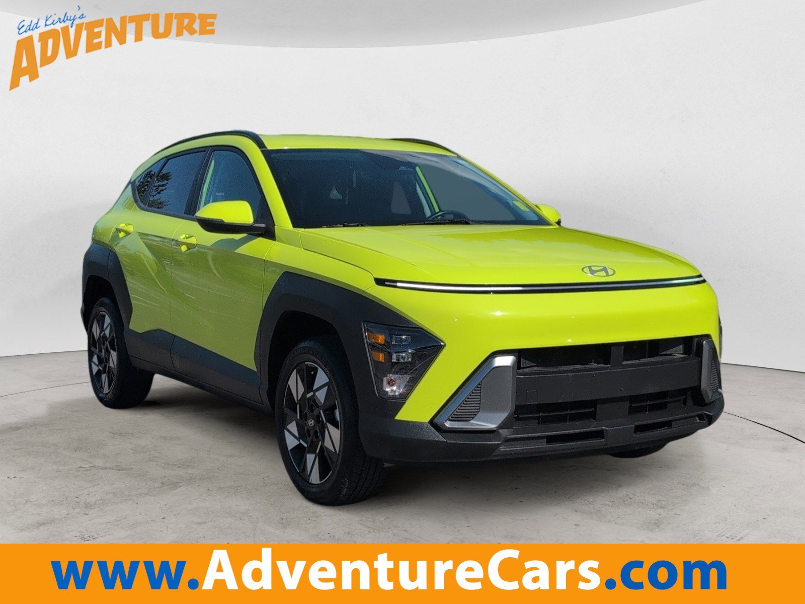 Used 2025 Neoteric Yellow Hyundai SEL image 1