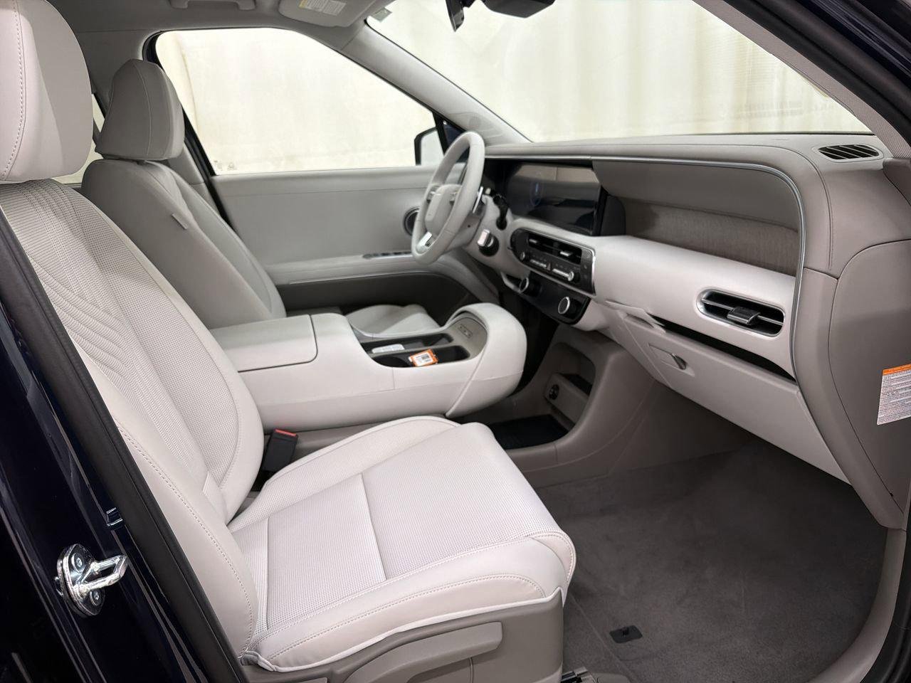 New 2026 Classy Blue Pearl Hyundai SEL 8P image 14