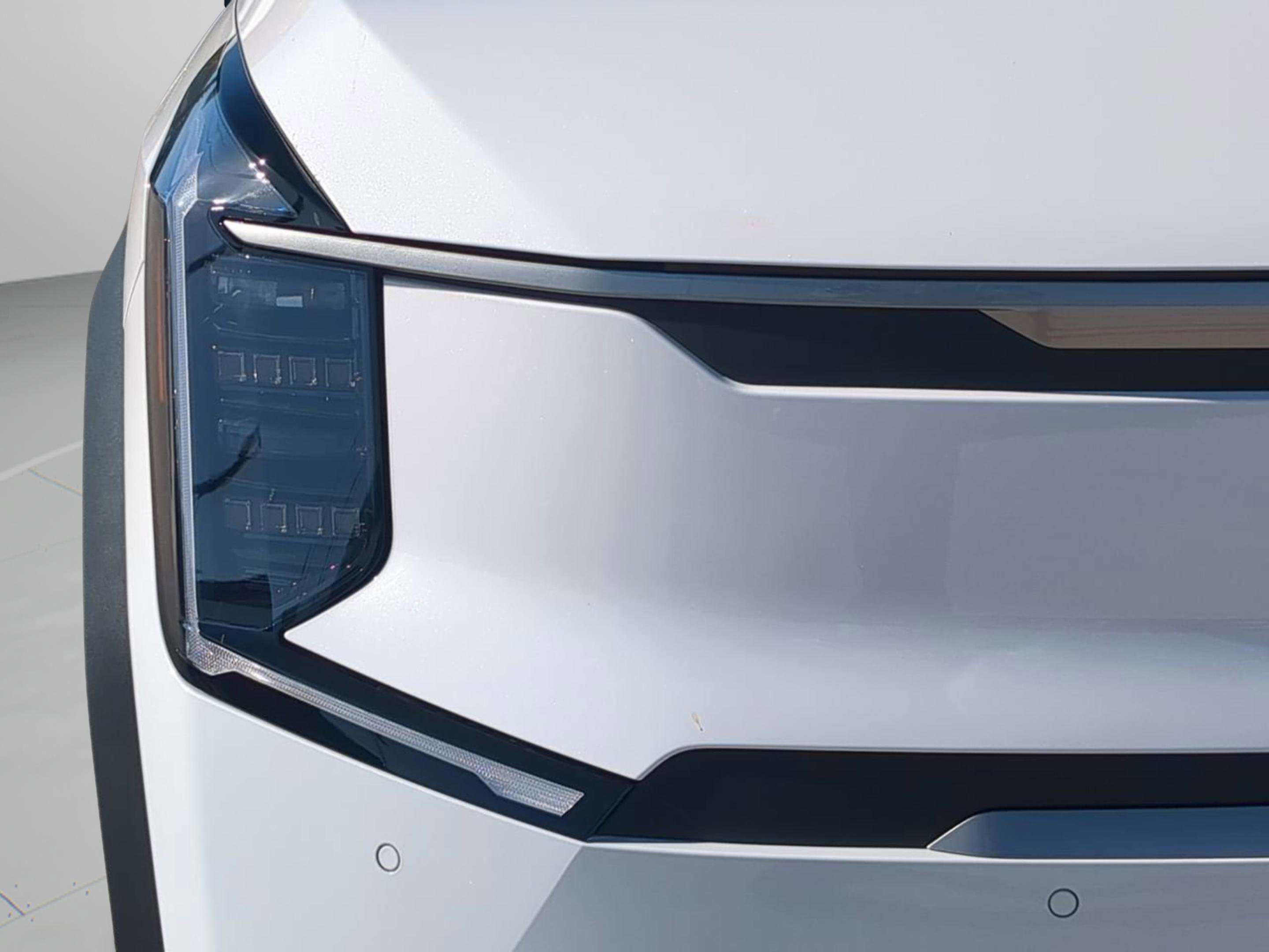 New 2026 Glacial White Pearl Kia Light Long Range RWD image 10