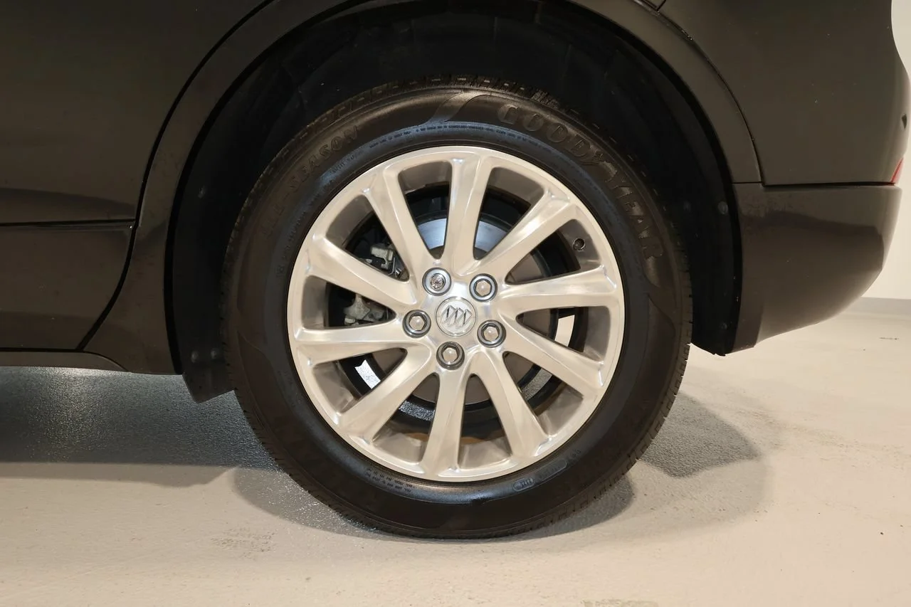 Used 2019 EBONY TWILIGHT METALLIC Buick Essence image 20