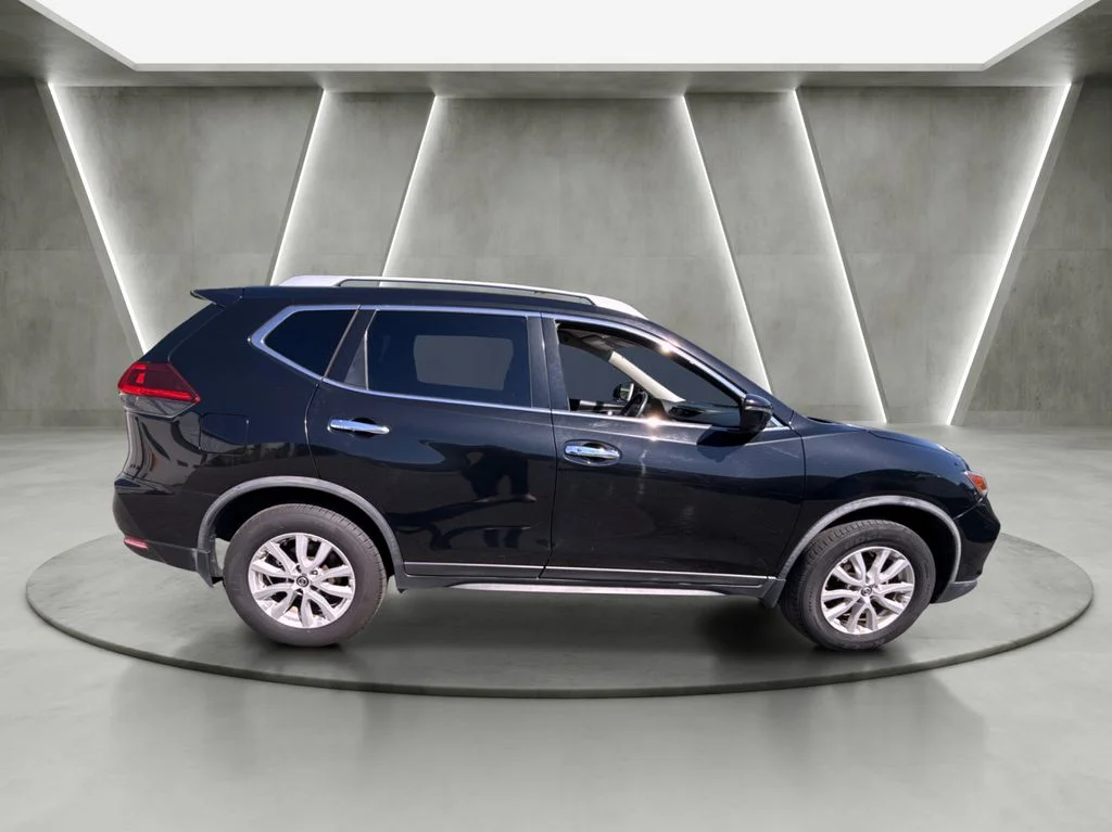 Used 2018 Nissan Rogue SV with VIN JN8AT2MV9JW353997 for sale in Adams, NY