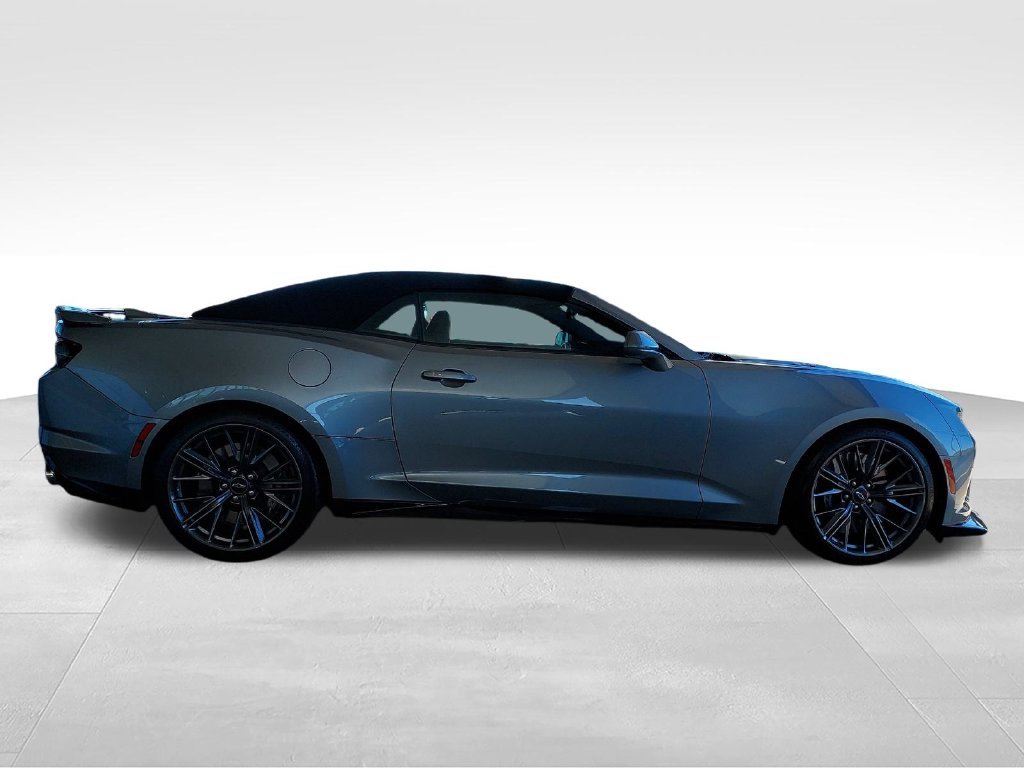 Used 2023 Gray Chevrolet ZL1 image 6