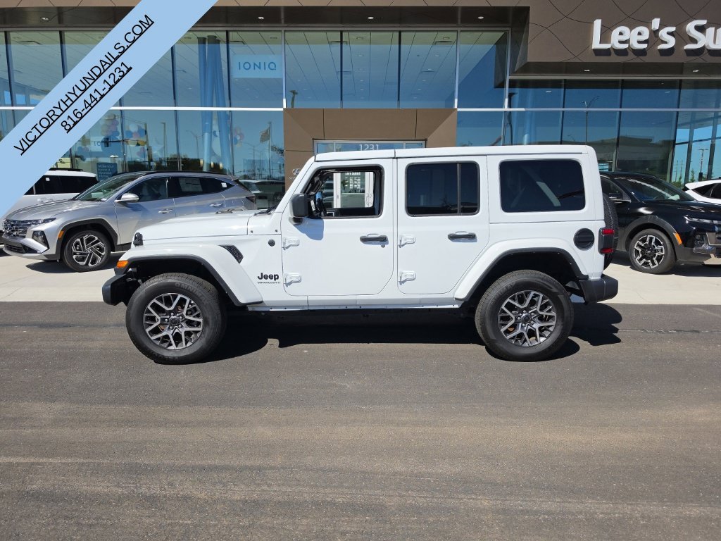 Used 2025 Jeep Wrangler 4-Door Sahara with VIN 1C4PJXEN2SW575953 for sale in Kansas City