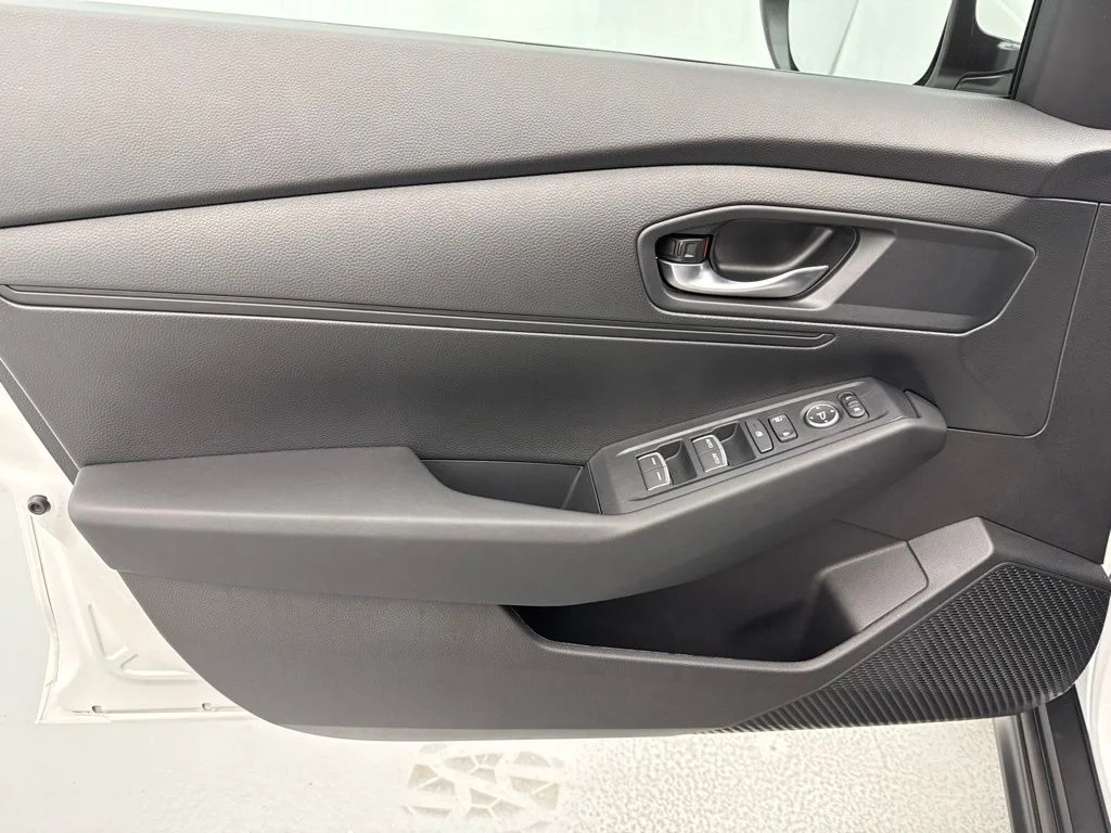 New 2026 Platinum White Pearl Honda LX image 16