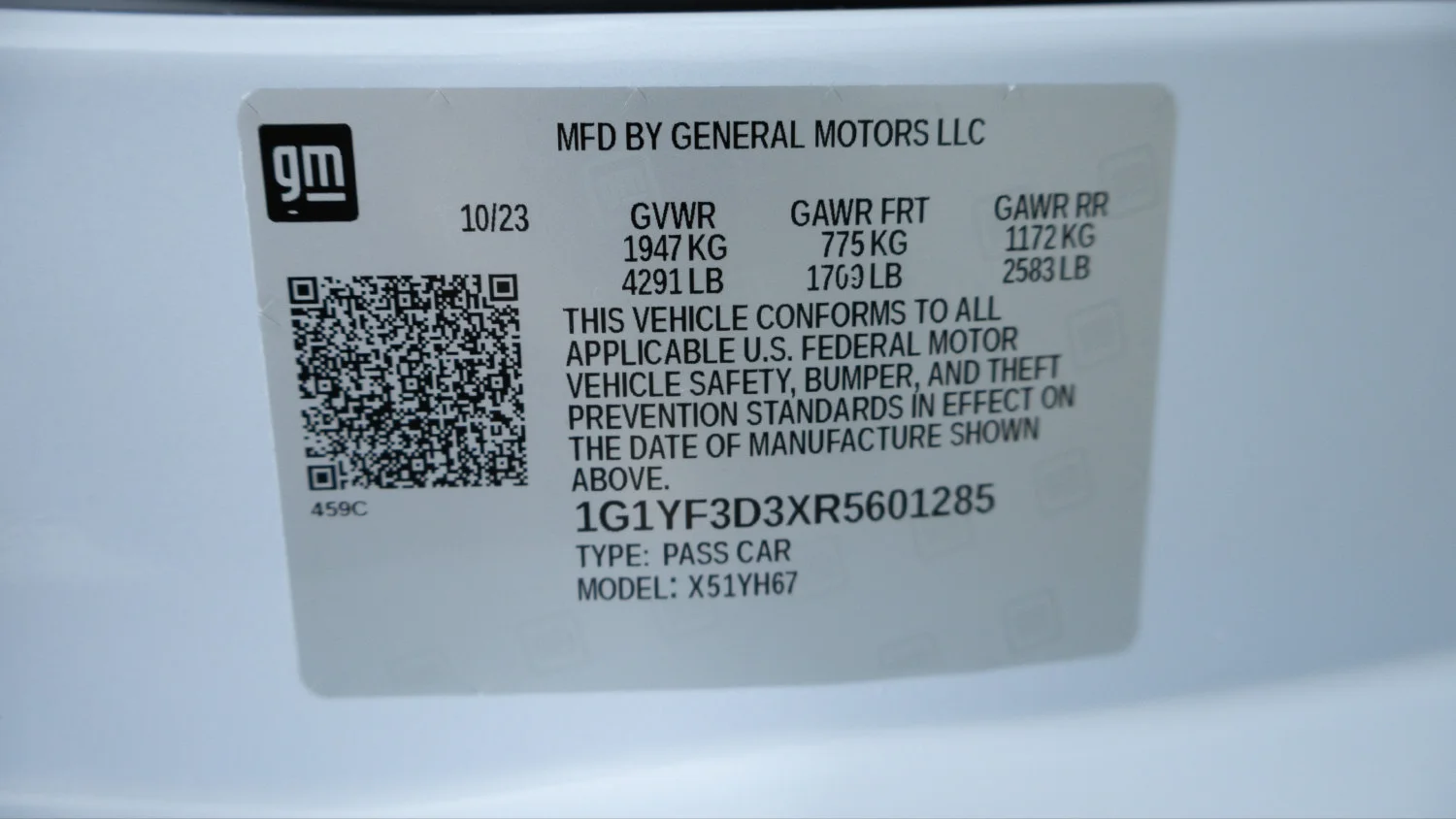 Used 2024 Ceramic Matrix Gray Metallic Chevrolet 3LZ image 25