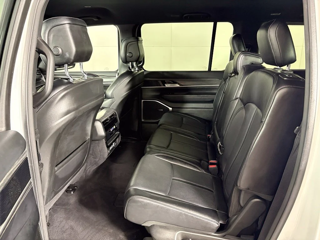 Used 2024 White Jeep Series II image 36