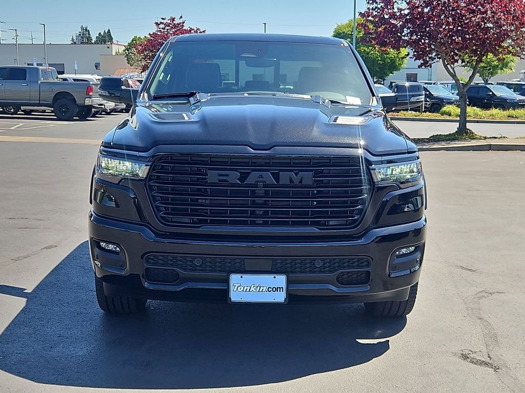 New 2026 Diamond Black Crystal Pearl-Coat Exterior Paint RAM Laramie image 9