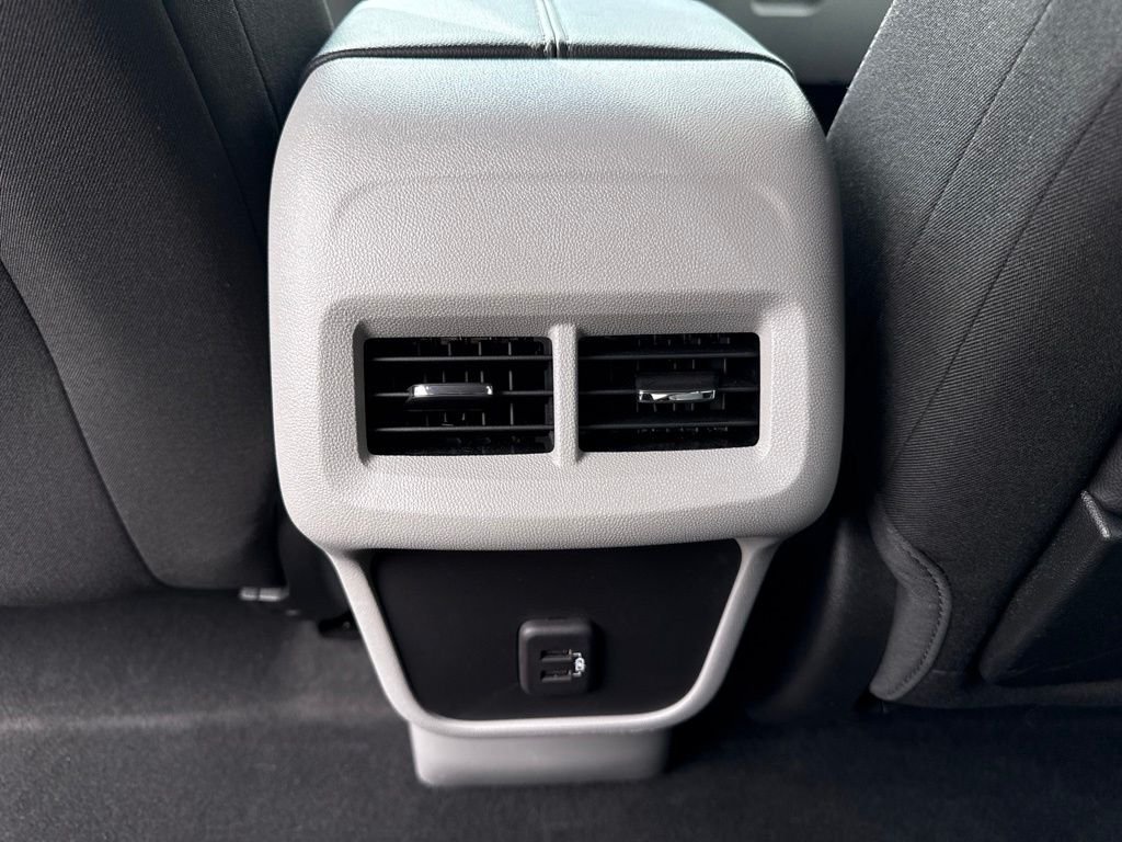 Used 2023 Red GMC SLE image 20