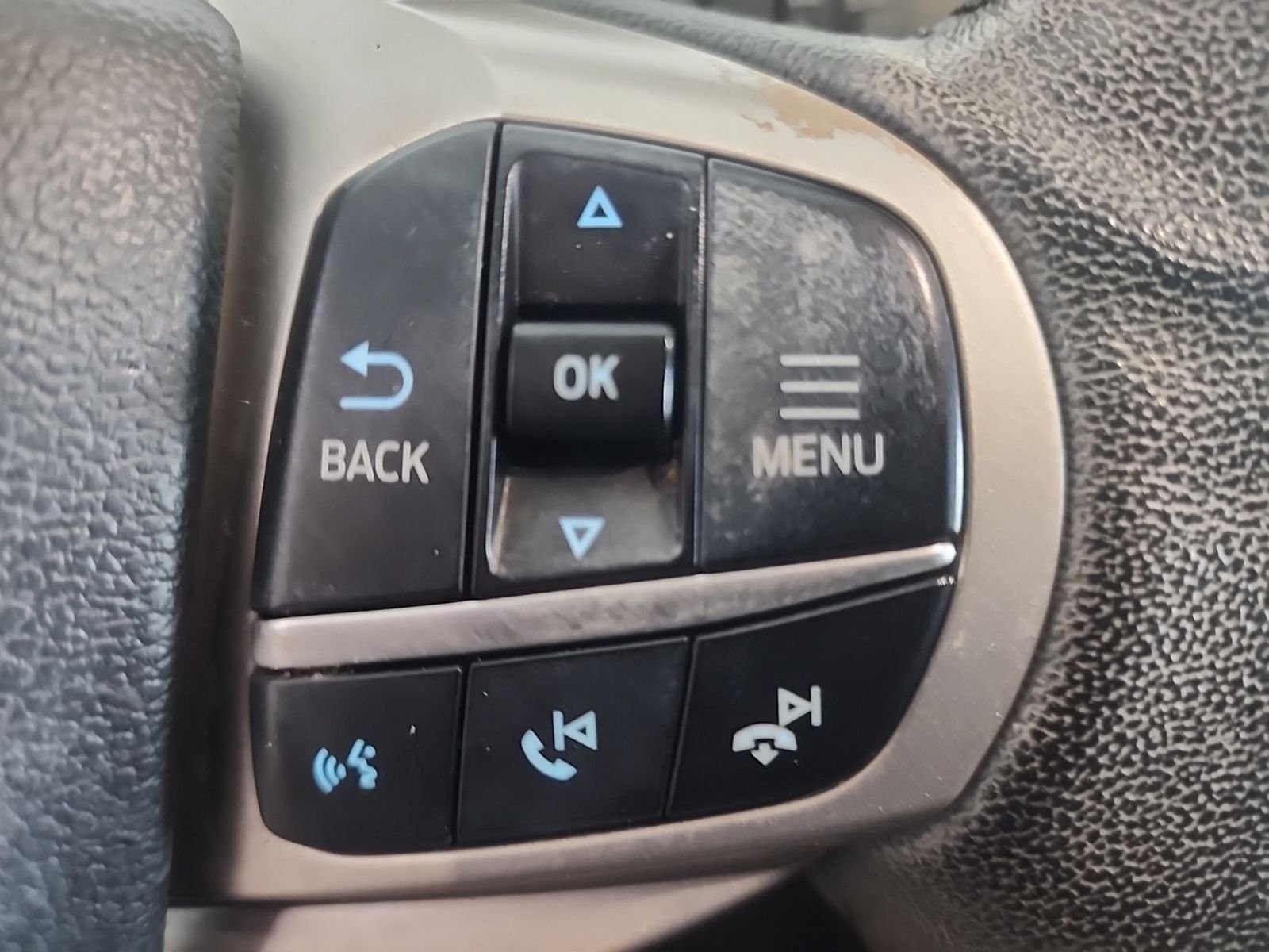 Used 2022 White Ford XLT image 17