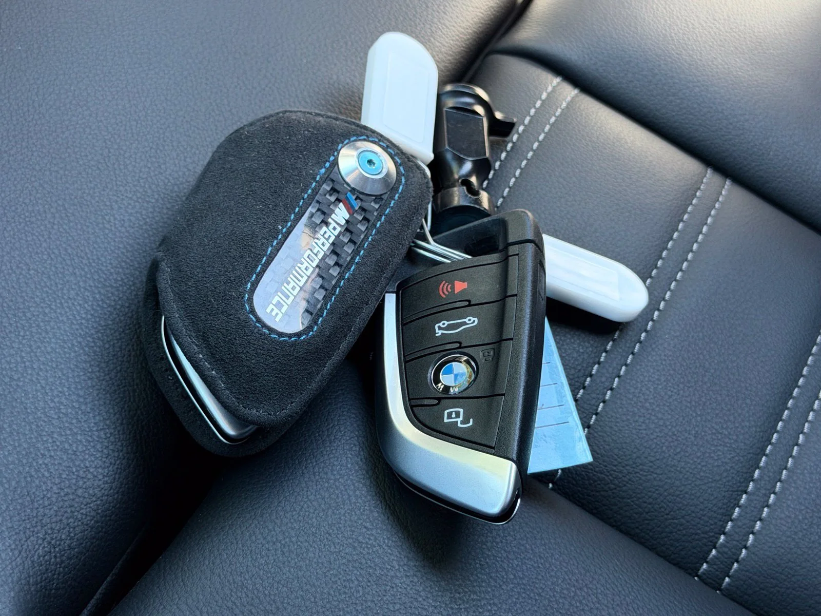 Used 2025 Blue BMW Base image 30