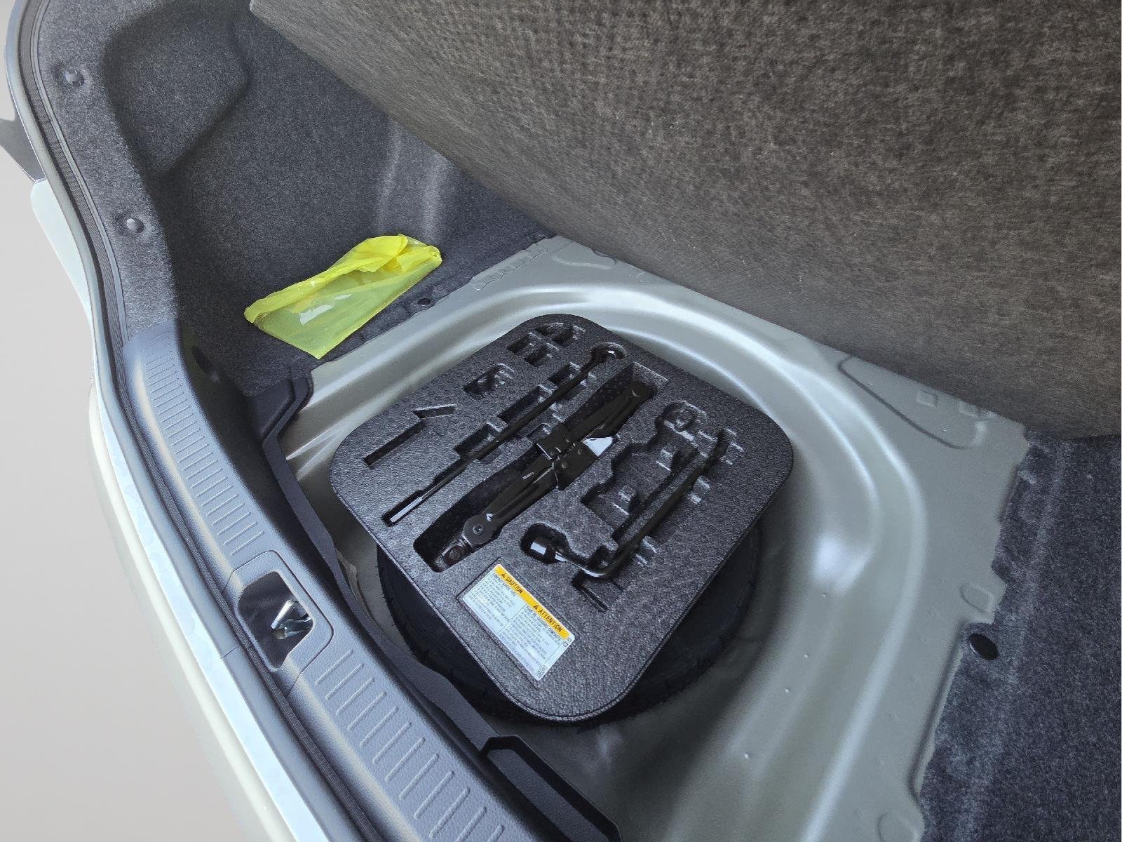 2026 Toyota Corolla XSE - Photo 12