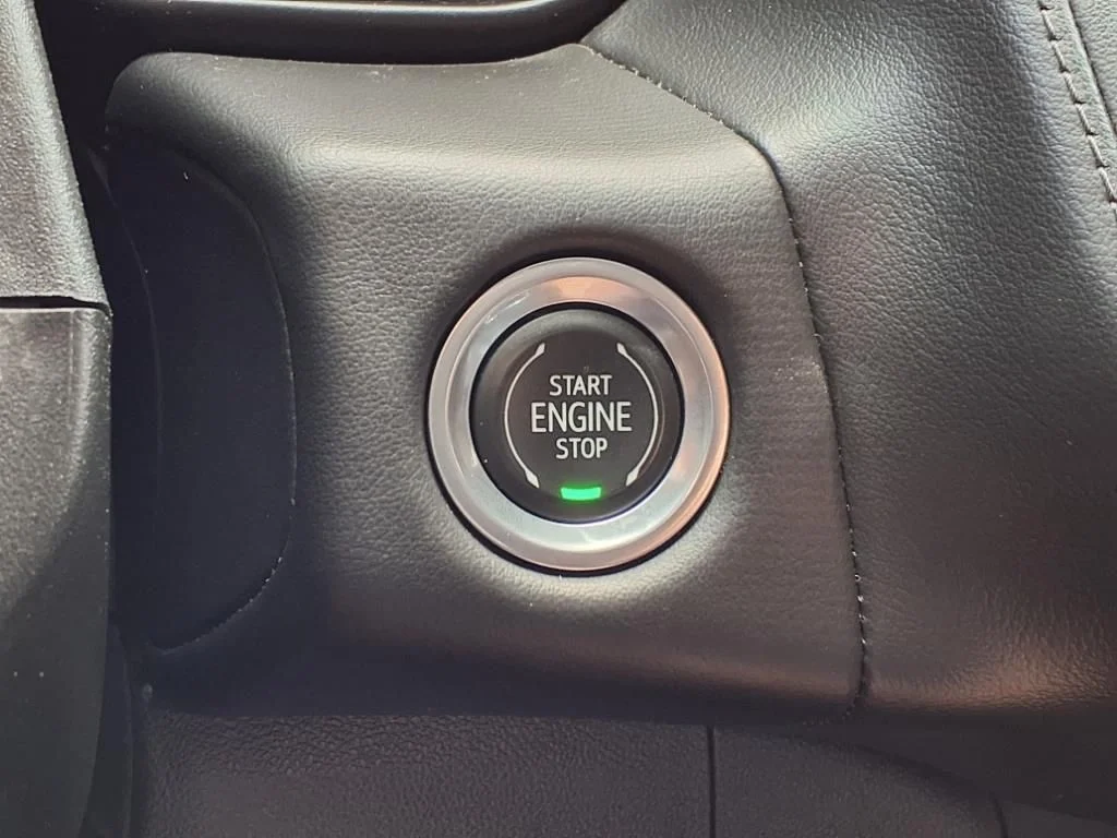 Used 2022 Black Chevrolet LT image 11