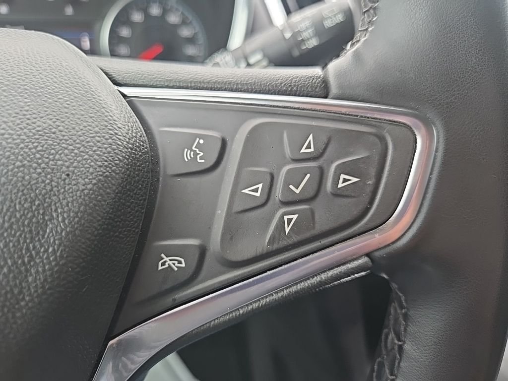 Used 2024 White Chevrolet LT image 43