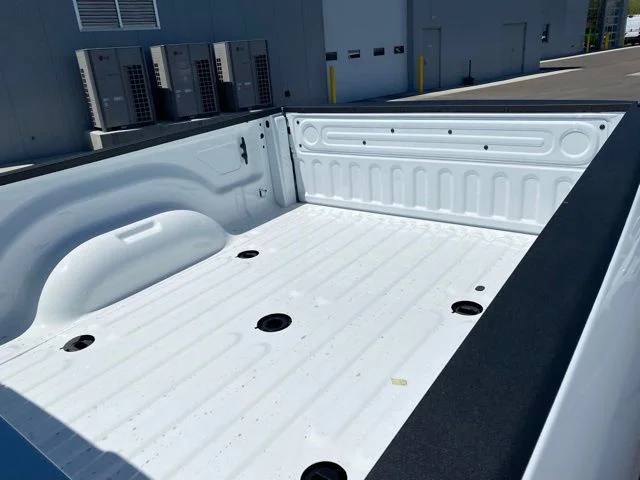 New 2026 Bright White Clear-Coat Exterior Paint RAM Tradesman image 11