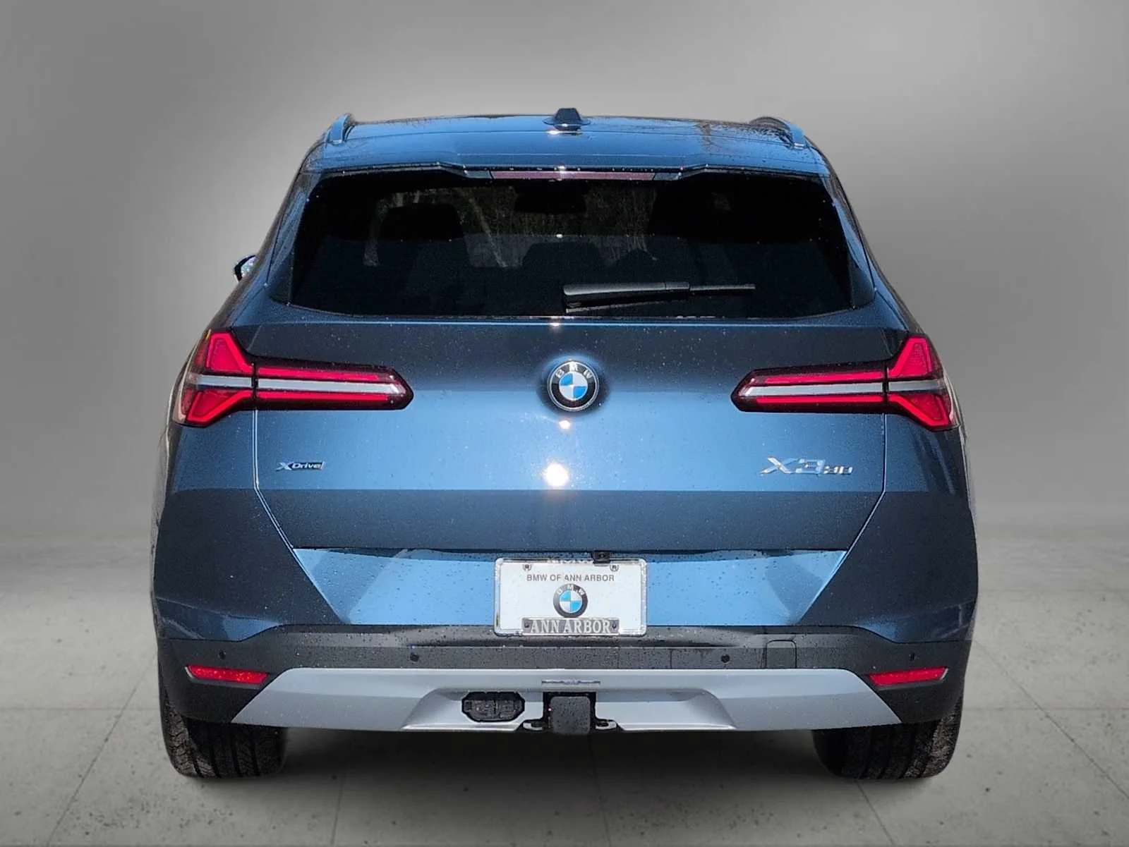 New 2026 Arctic Race Blue metallic BMW 30 xDrive image 7