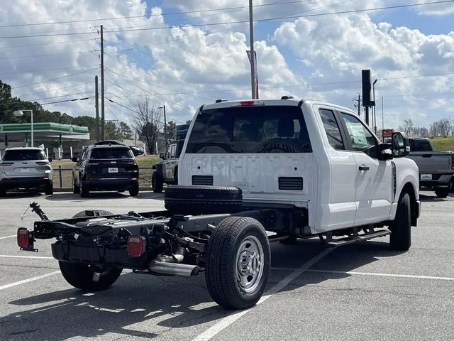 New 2026 White Ford XL image 3