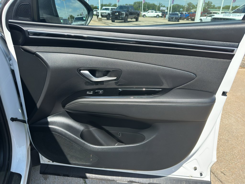 Used 2022 Quartz White Hyundai SEL image 28