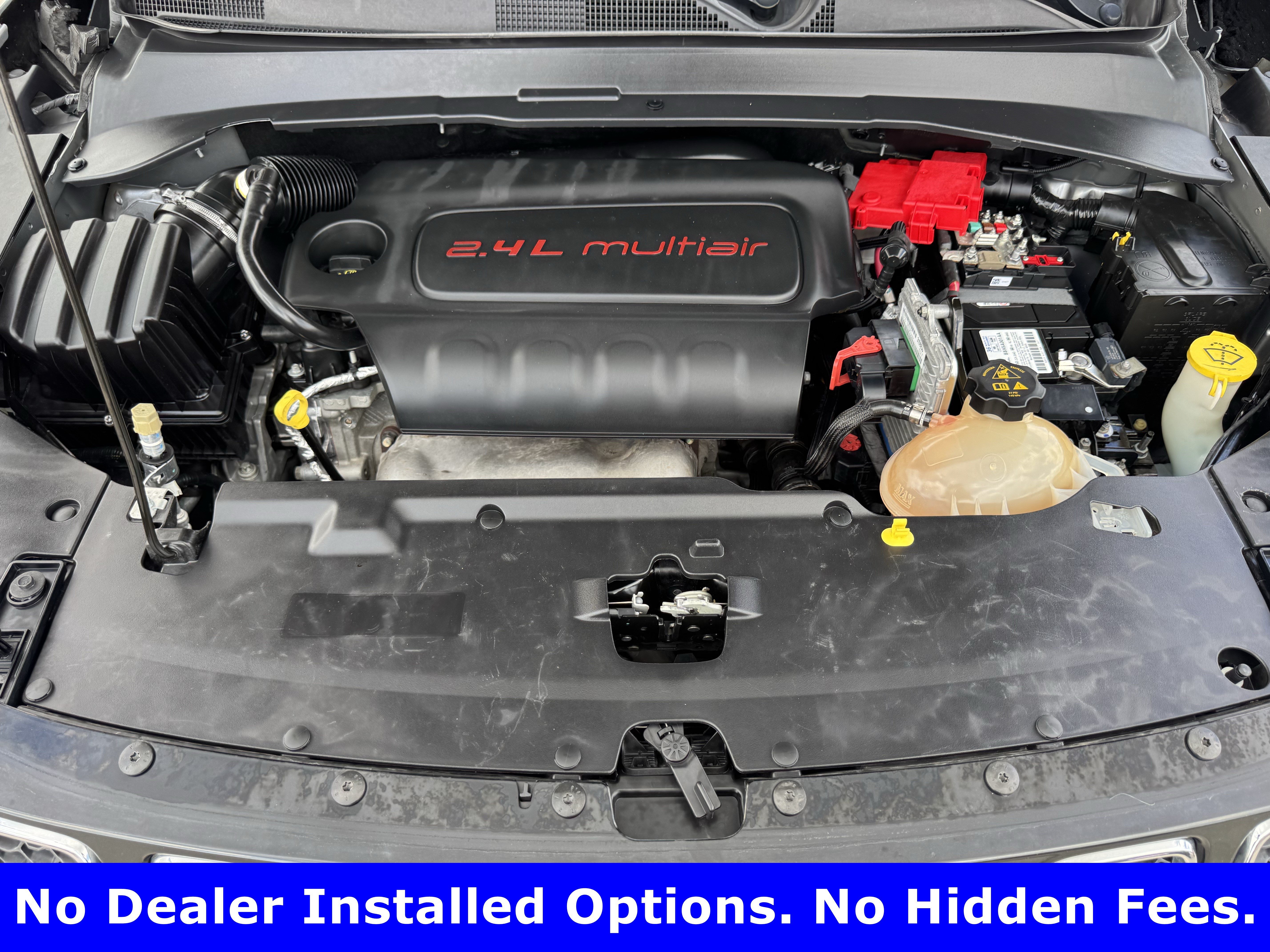 Used 2020 Billet Silver Metallic Clearcoat Jeep Latitude image 30