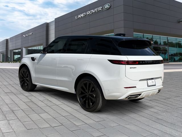 New 2026 Fuji White Land Rover Dynamic SE image 3
