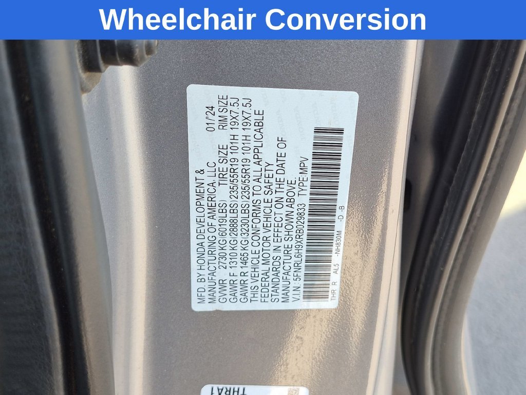 Used 2024 Silver Honda Elite image 32