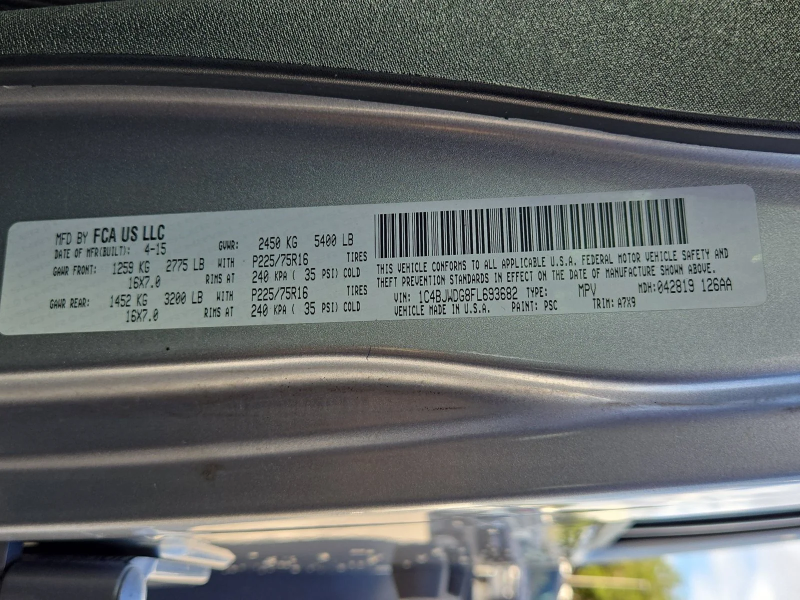Used 2015 Billet Silver Metallic Clearcoat Jeep Sport image 15