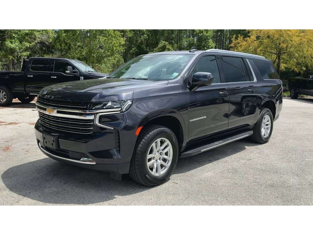 2024 Chevrolet Suburban LT - Photo 4