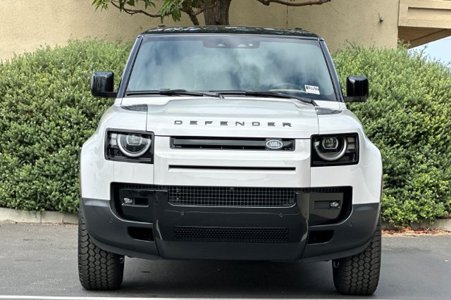 New 2026 Borasco Grey Land Rover S image 8