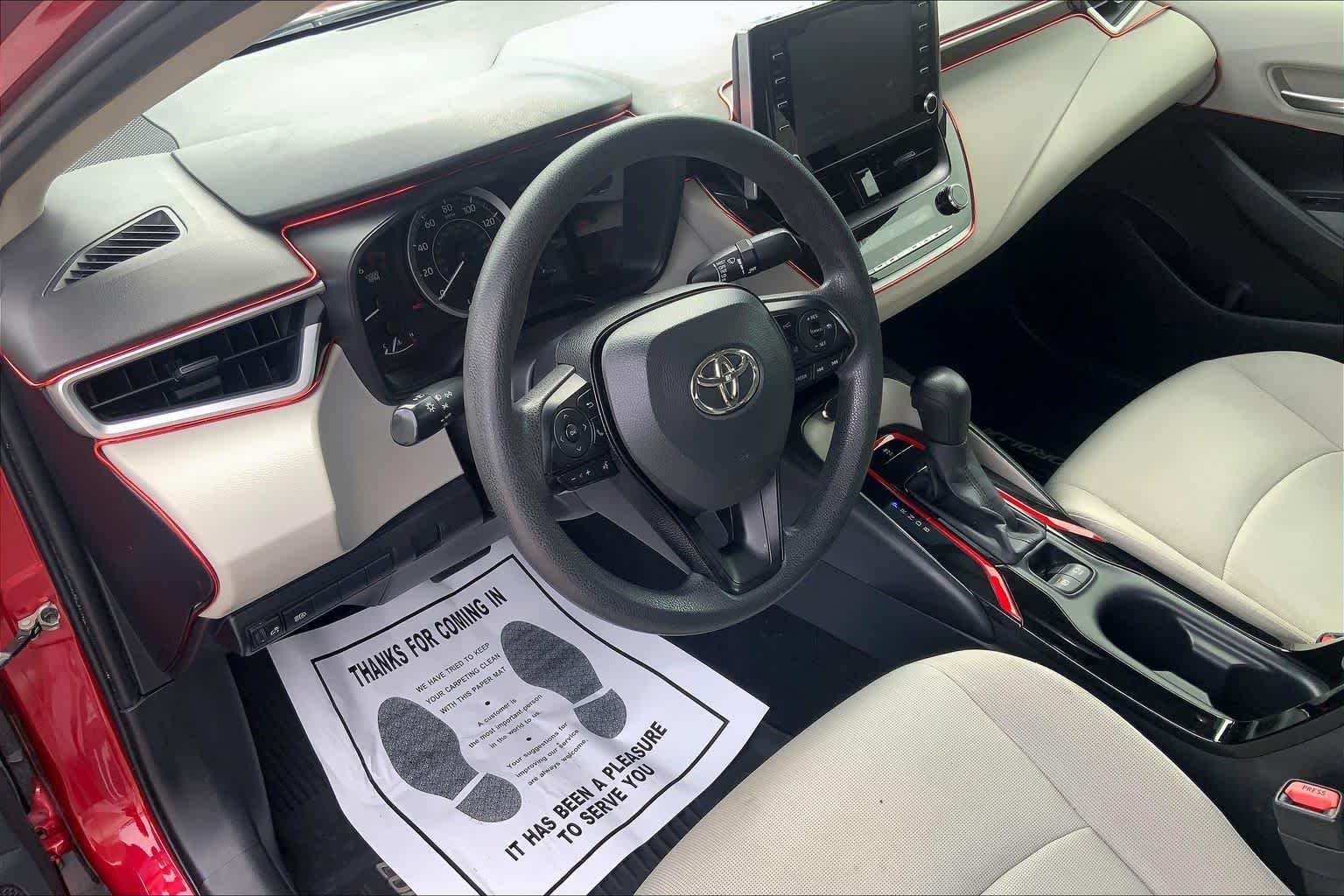 Used 2020 Barcelona Red Metallic Toyota LE image 16