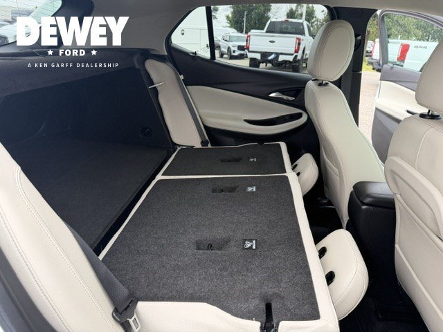 Used 2022 Summit White Buick Select image 31