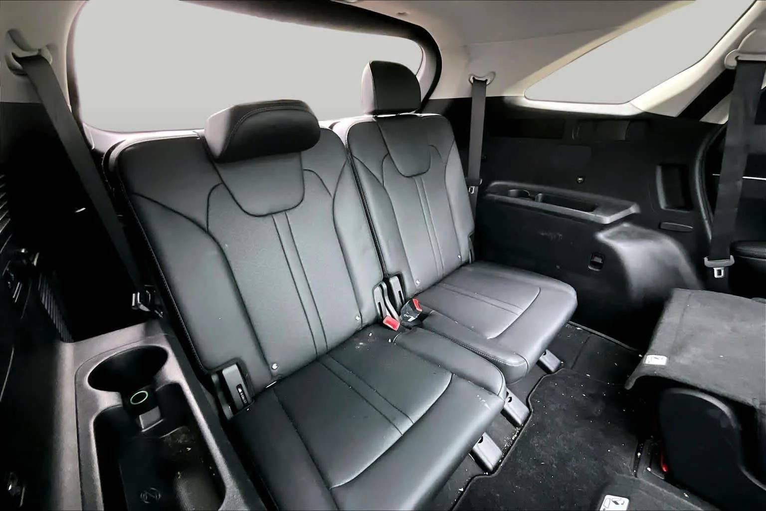 Used 2021 Snow White Pearl Kia EX image 19