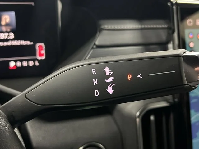 New 2026 Sterling Metallic GMC Elevation image 16