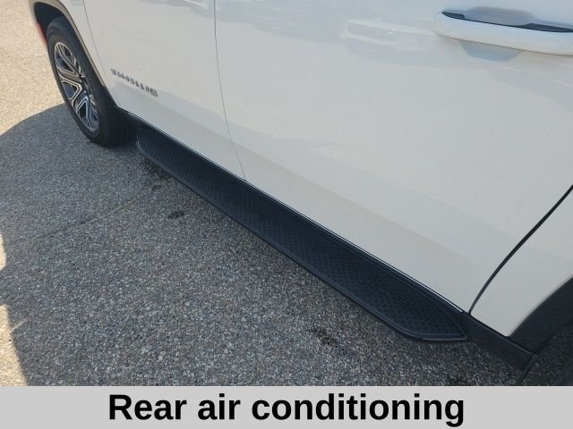 Used 2024 White Jeep Series II image 6