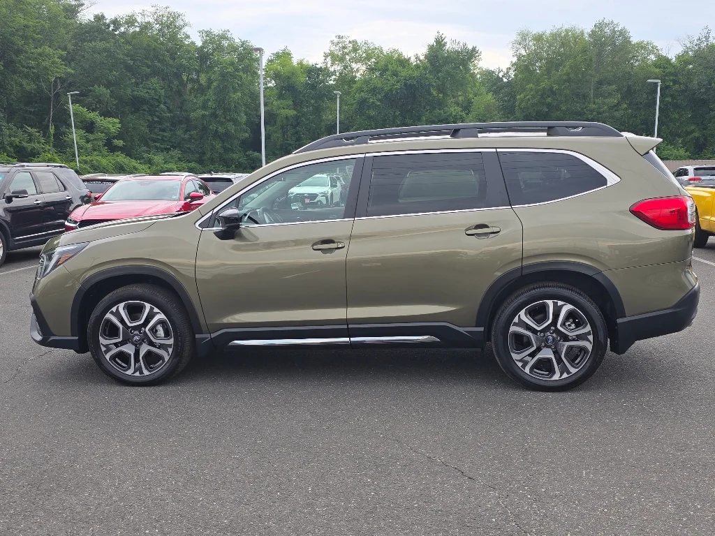 2025 Subaru Ascent Limited - Photo 11