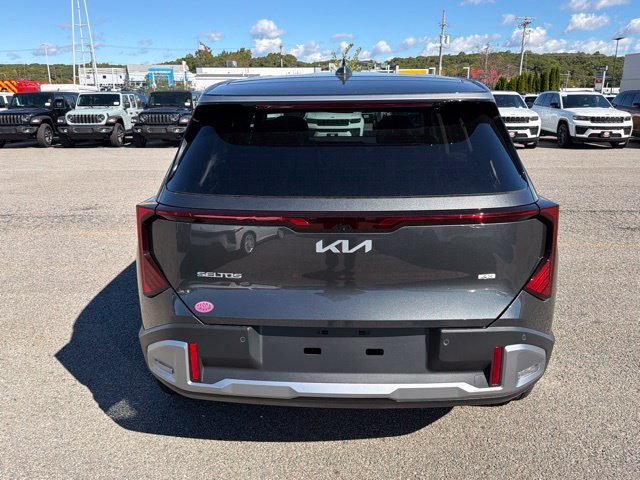New 2027 Interstellar Gray Kia S image 4