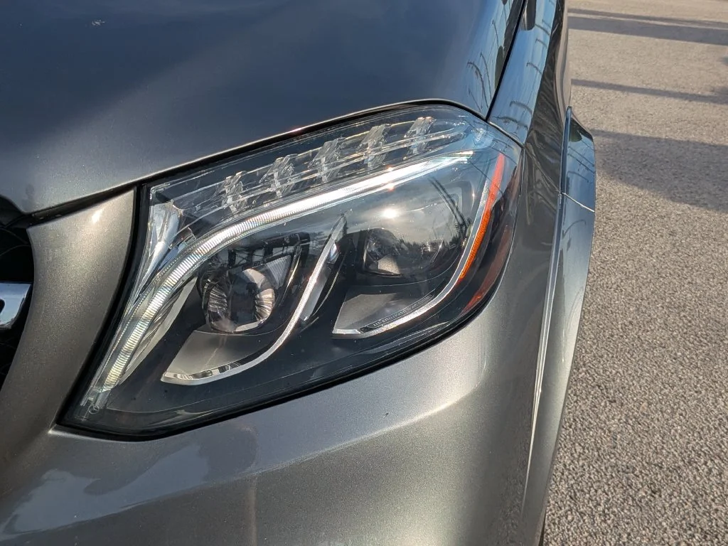 Used 2018  Mercedes-Benz GLS 550 image 7