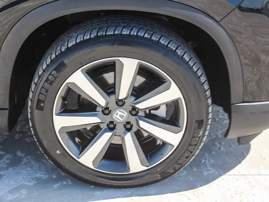 2025 Honda Pilot Touring - Photo 38