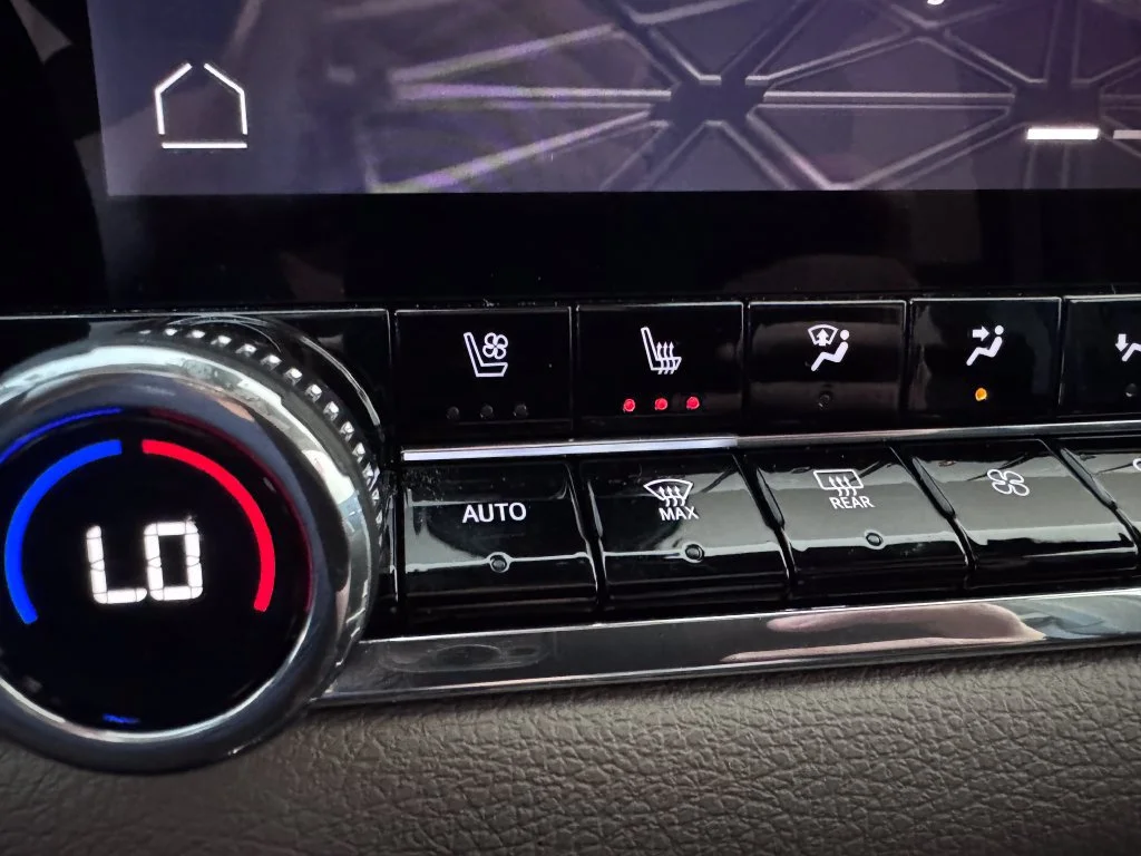 2025 GMC Canyon Denali - Photo 24