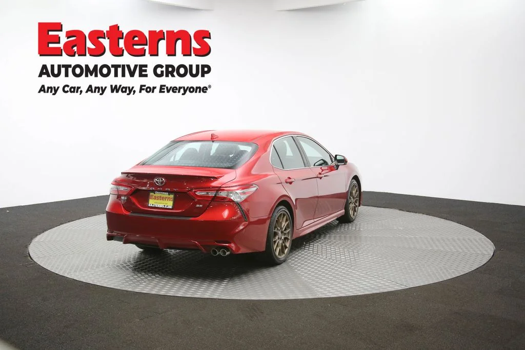 Used 2020 Red Toyota SE image 32