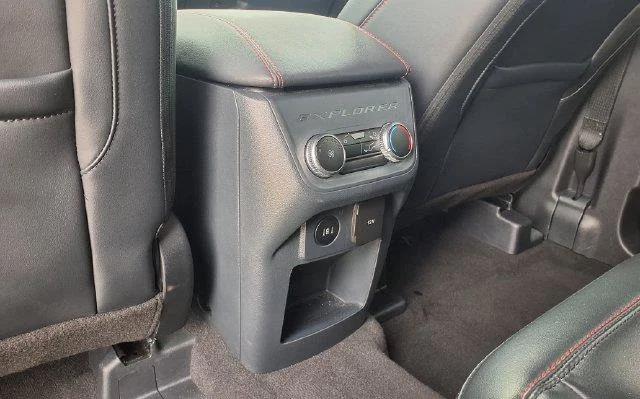 Used 2025 Gray Ford ST-Line image 24