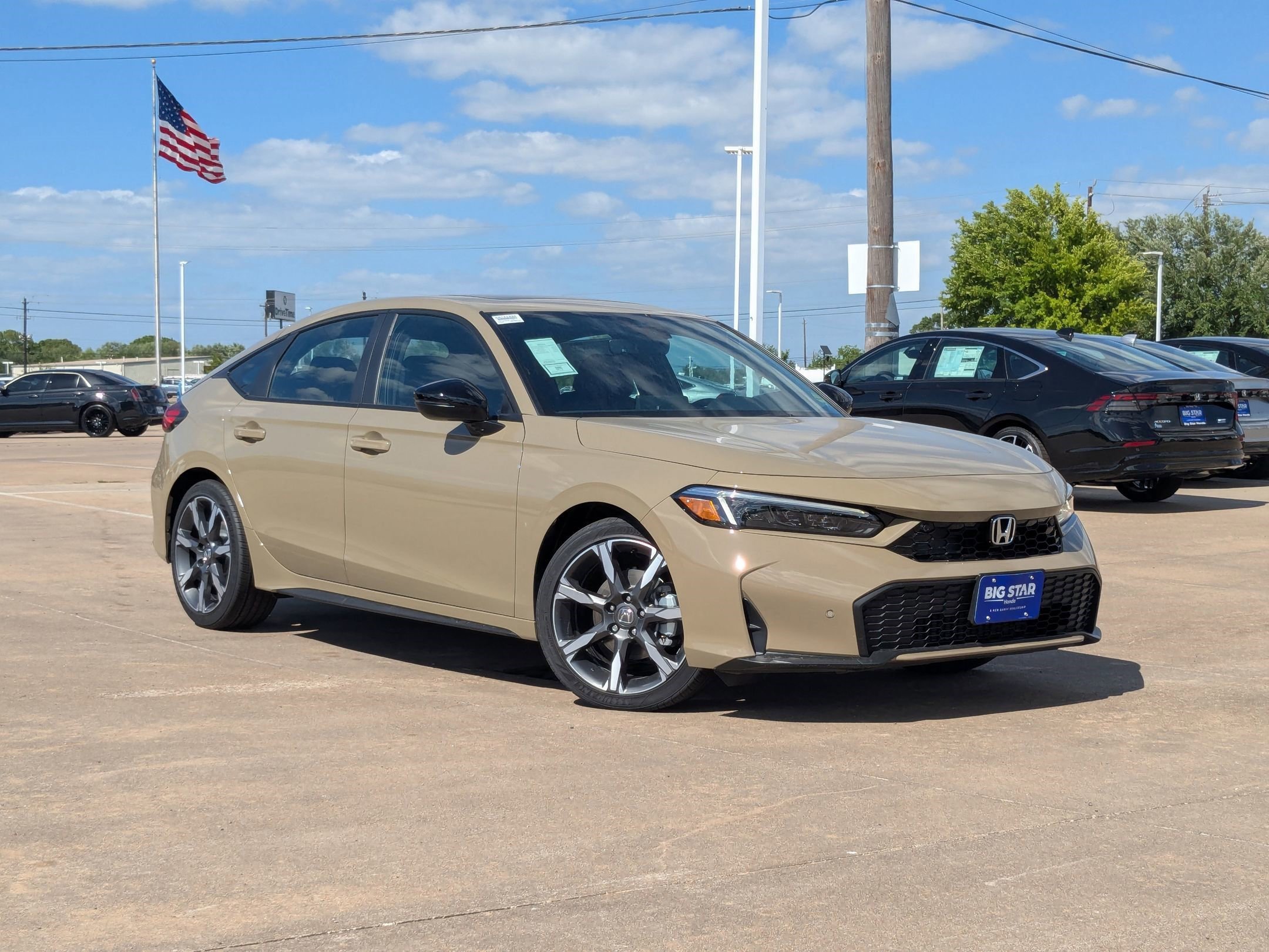 New 2026 Sand Dune Pearl Honda Sport Touring image 2