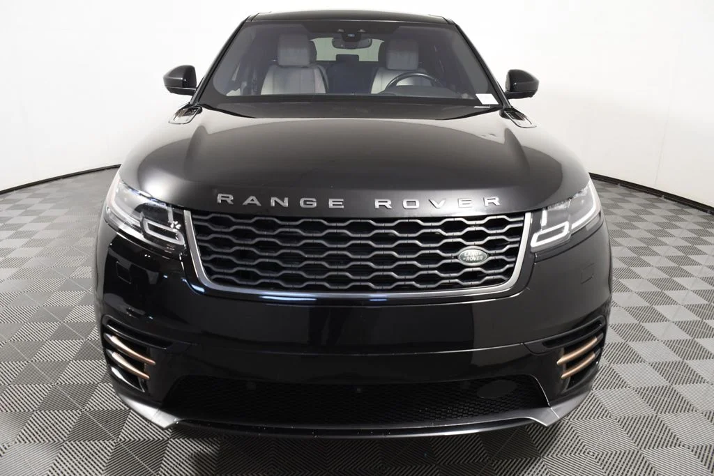 Used 2018 Santorini Black Land Rover HSE R-Dynamic image 10