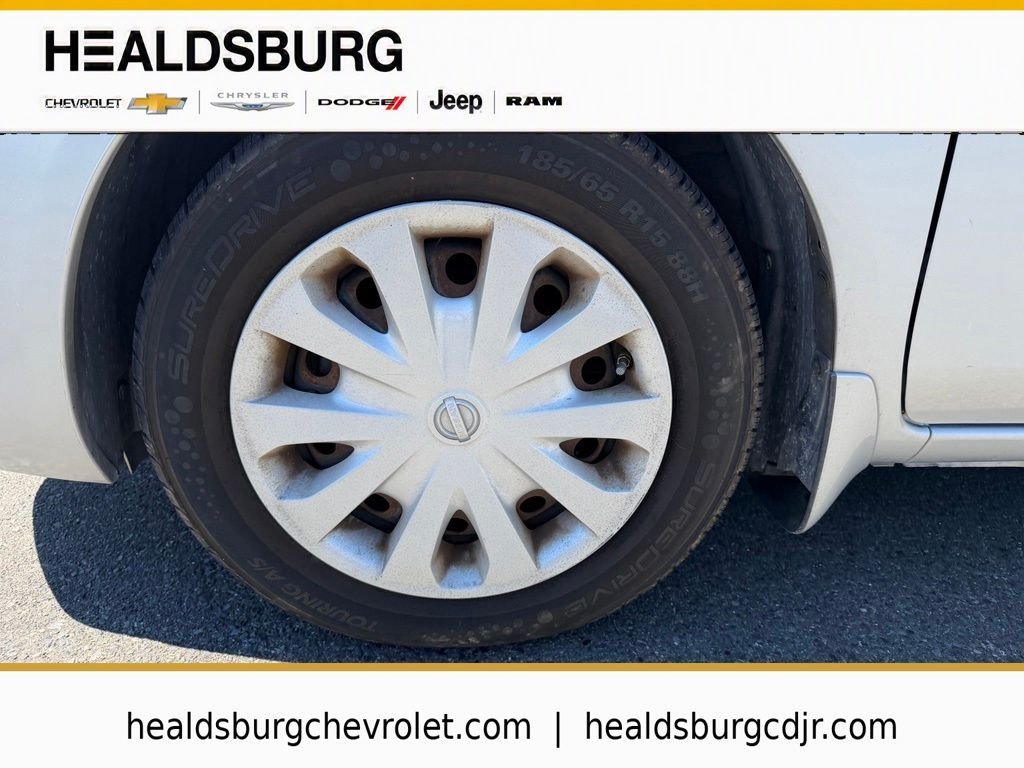 Used 2014 Silver Nissan 1.6 SV image 29