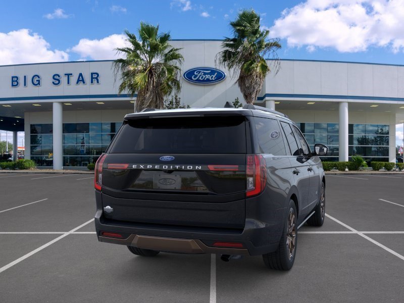 New 2026 Agate Black Metallic Ford King Ranch image 8