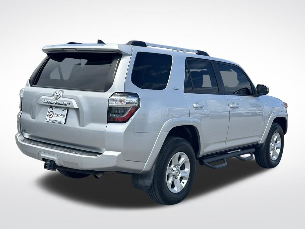 Used 2019 Silver Toyota SR5 Premium image 6